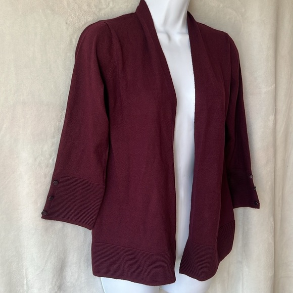 🔥 SALE 🔥 NEW Evolution by Cyrus Maroon Open Front Cardigan Size Small - Picture 9 of 16